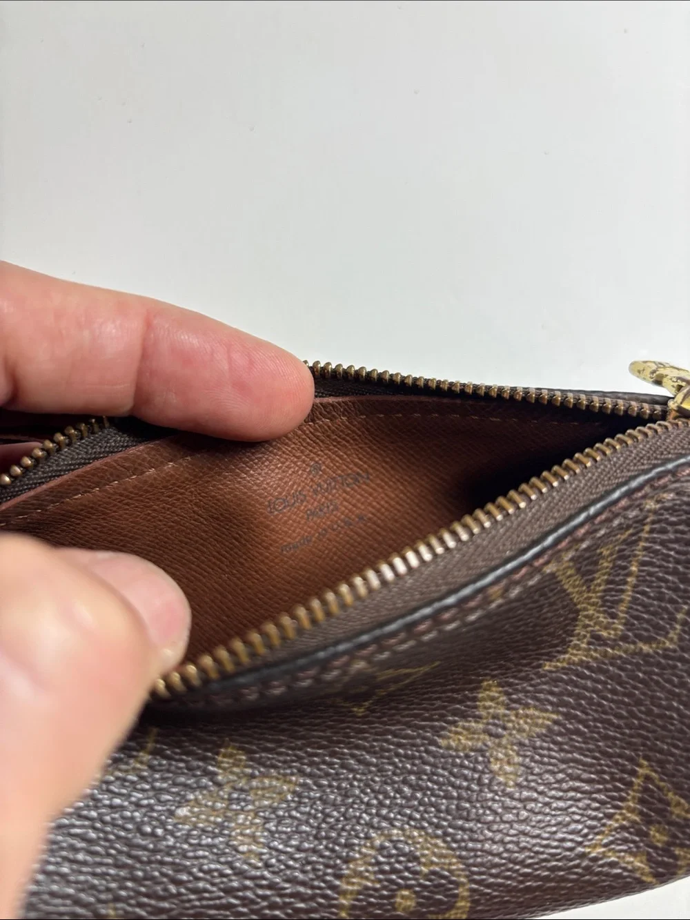 Louis Vuitton classic louis